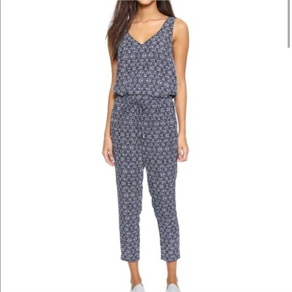 Splendid Hingham Jumpsuit Floral Sleeveless Navy White Size XS - Picture 10 of 10